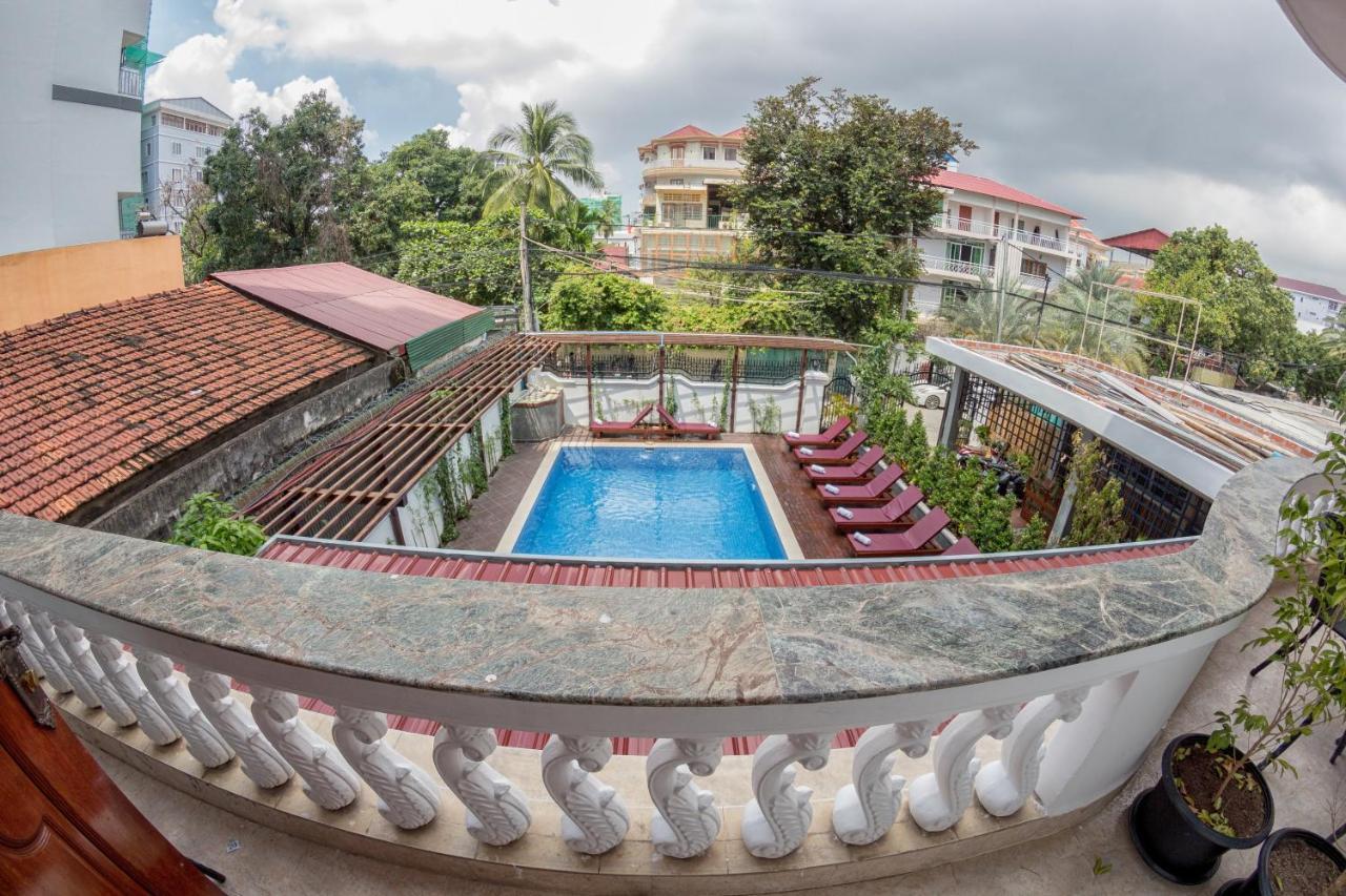 פנום פן Poolside Villa מראה חיצוני תמונה