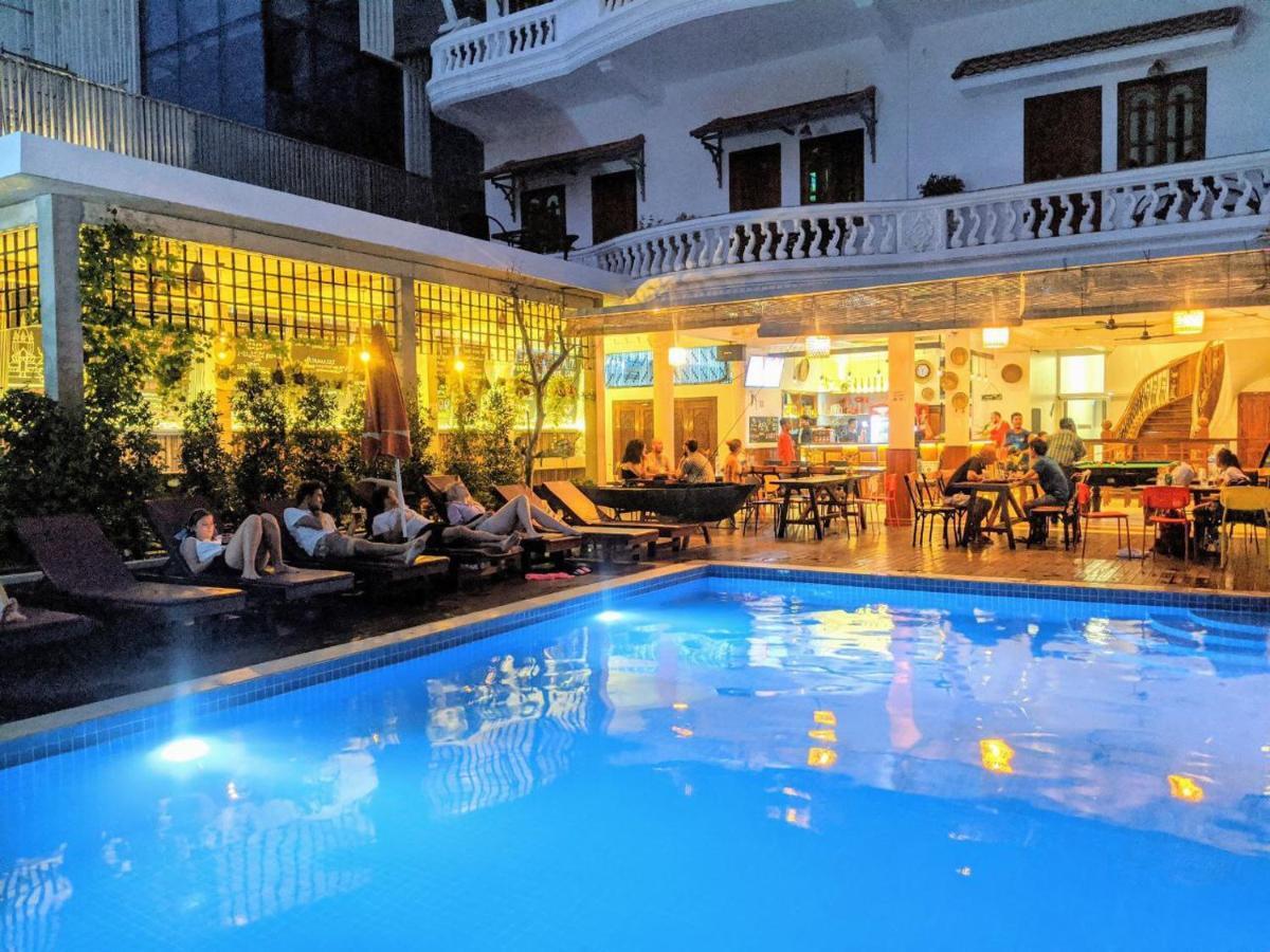 פנום פן Poolside Villa מראה חיצוני תמונה